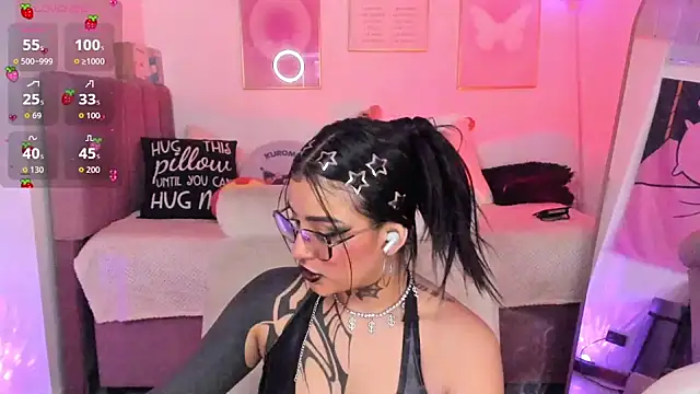 Hinataw33d01 online show from November 27, 2025, 1:51 am