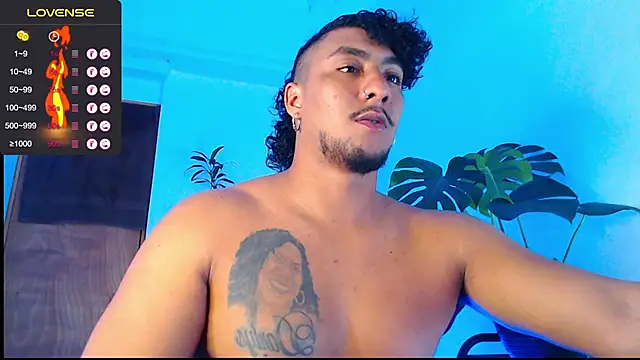 Snapshot of yosoy_enzo2020 chatting on January 3, 2025, 3:05 am yosoy enzo2020 online show from January 3, 2025, 3:05 am
