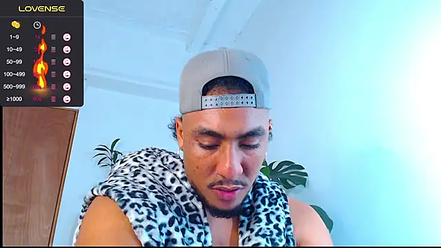 Snapshot of yosoy_enzo2020 chatting on January 16, 2025, 6:25 am yosoy enzo2020 online show from January 16, 2025, 6:25 am