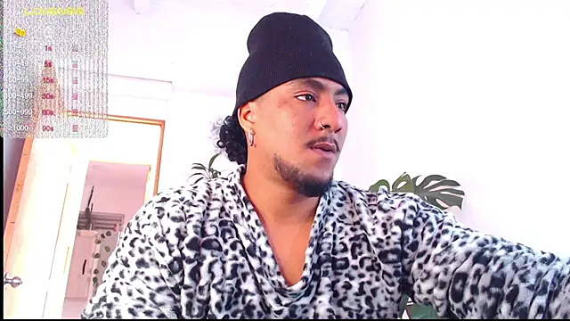 Snapshot of yosoy_enzo2020 chatting on January 23, 2025, 12:52 pm yosoy enzo2020 online show from January 23, 2025, 12:52 pm