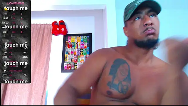 Snapshot of yosoy_enzo2020 chatting on March 19, 2025, 12:34 pm yosoy enzo2020 online show from March 19, 2025, 12:34 pm