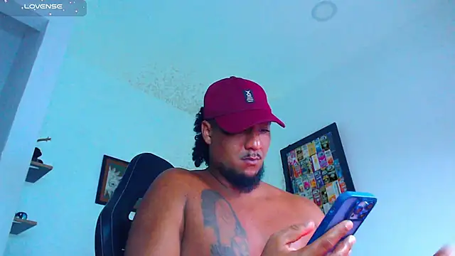 yosoy enzo2020 online show from December 5, 2025, 3:37 am