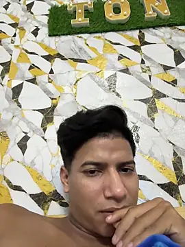 Snapshot of xbrefranco chatting on May 16, 2026, 5:37 am xbrefranco online show from May 16, 2026, 5:37 am