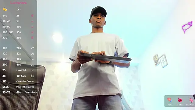 JacksonMuller  online show from December 14, 2024, 2:31 pm