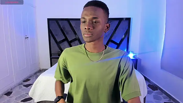 Snapshot of JacksonMuller_ chatting on April 18, 2026, 1:26 pm JacksonMuller online show from April 18, 2026, 1:26 pm
