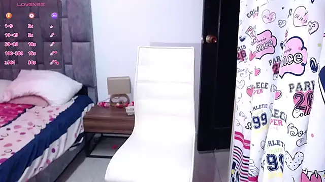 Snapshot of Alicelunaa chatting on March 13, 2025, 5:18 pm Alicelunaa online show from March 13, 2025, 5:18 pm