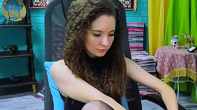 Miss Barbara  online show from February 18, 2025, 10:27 am
