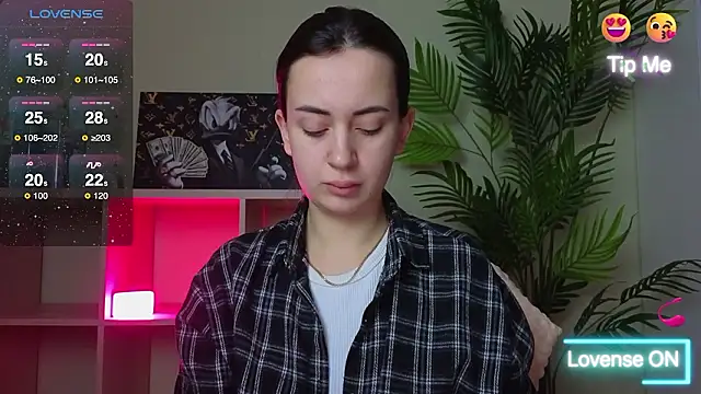 SweetieKendl online show from February 5, 2026, 11:59 am