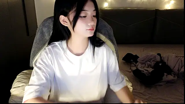 Snapshot of Jennie-007 chatting on October 19, 2025, 10:38 am Jennie-007 online show from October 19, 2025, 10:38 am