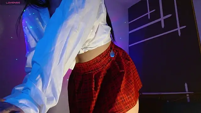 Ey im simone online show from October 14, 2025, 7:25 pm