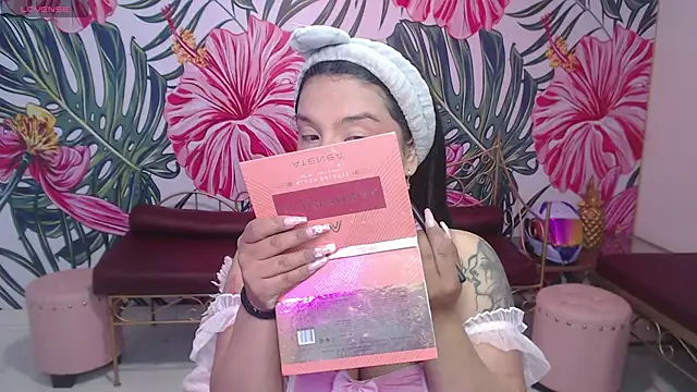 Small naughty  online show from March 30, 2026, 1:12 pm