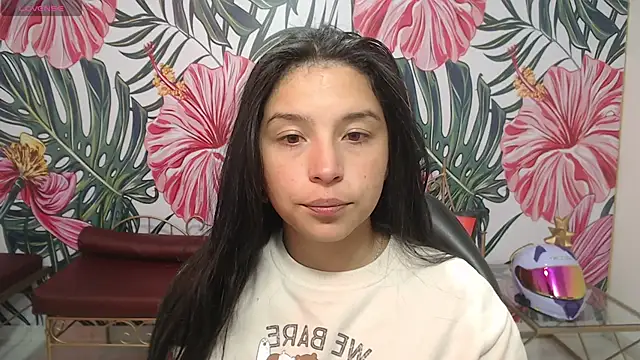 Small naughty  online show from April 18, 2026, 1:15 pm