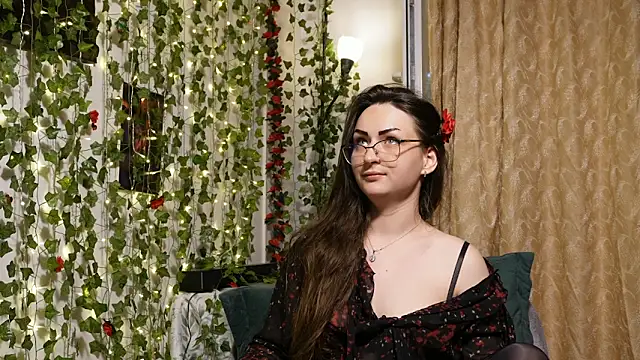 Snapshot of NaughtYHomemadE chatting on June 12, 2026, 1:10 pm NaughtYHomemadE online show from June 12, 2026, 1:10 pm
