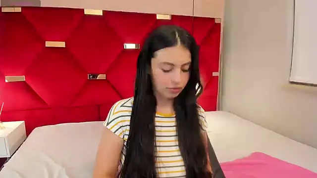 magic fernanda online show from February 17, 2025, 8:58 pm