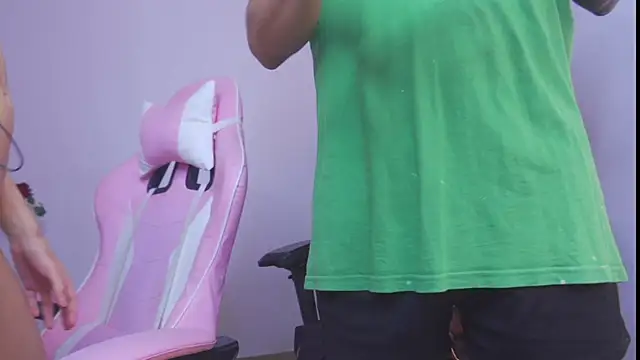 Snapshot of Stryxcy chatting on January 11, 2025, 1:16 am Stryxcy online show from January 11, 2025, 1:16 am