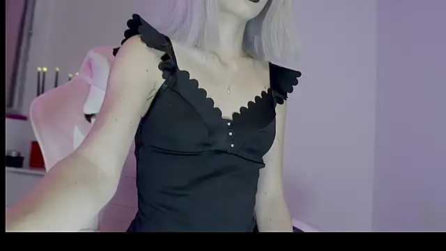 Snapshot of Stryxcy chatting on March 14, 2025, 6:21 am Stryxcy online show from March 14, 2025, 6:21 am