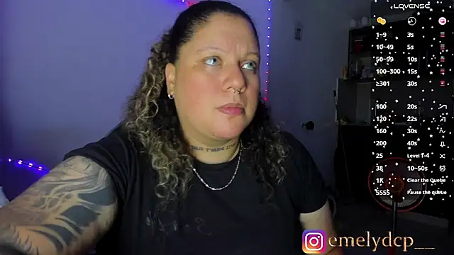 mariana maze online show from October 16, 2025, 4:13 am