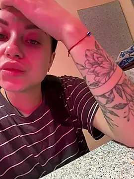 ellie ssexy online show from December 10, 2024, 4:34 am