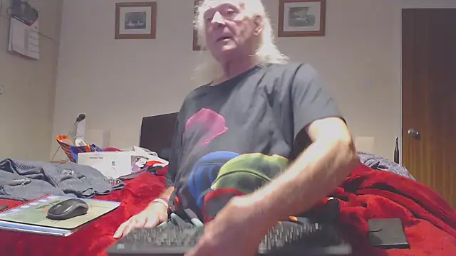 WaverlyKernow online show from February 16, 2026, 8:21 am