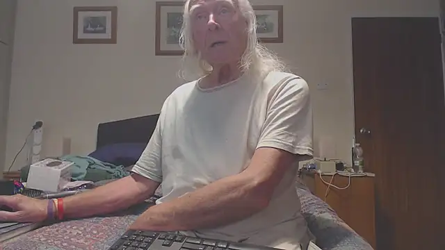 WaverlyKernow online show from April 16, 2026, 2:29 pm