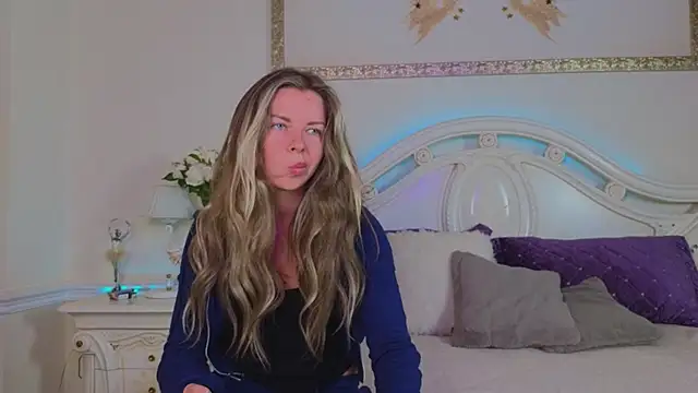 Real Tini online show from September 10, 2025, 11:54 am