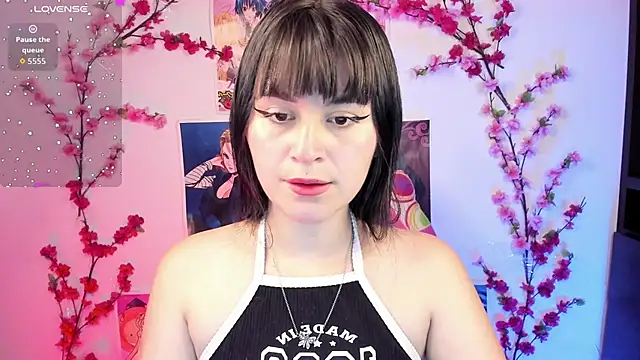 honeykitty 777 online show from September 27, 2025, 3:22 am