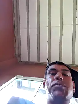 fernandes v online show from February 8, 2025, 5:18 pm