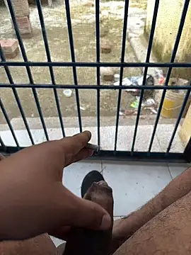 girls lovers90 online show from November 12, 2025, 10:26 am