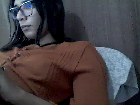 mariy  online show from June 24, 2026, 10:42 pm