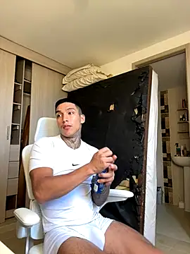 sendfer online show from September 26, 2025, 8:35 pm