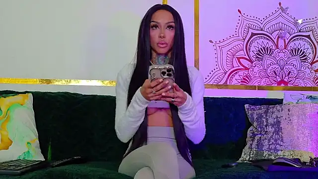 PandoraVolkov online show from October 9, 2025, 7:28 am