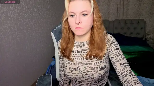 rocky foxy online show from October 8, 2025, 8:39 pm