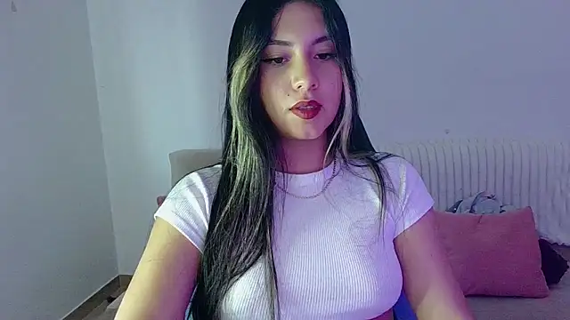 Snapshot of Lia_14_ chatting on May 1, 2026, 10:36 pm Lia 14 online show from May 1, 2026, 10:36 pm