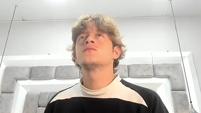 AnthonyAlso online show from October 6, 2025, 8:06 pm