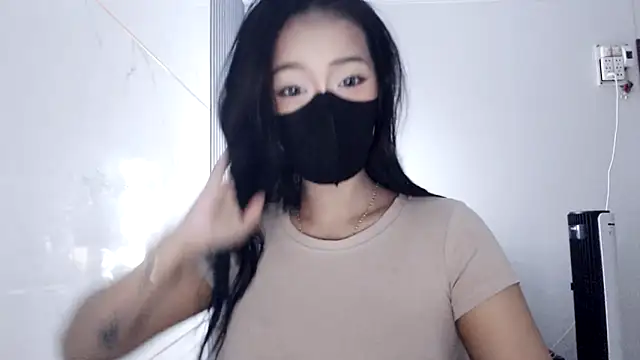 Snapshot of -KathySweet- chatting on September 24, 2025, 5:00 am -KathySweet- online show from September 24, 2025, 5:00 am