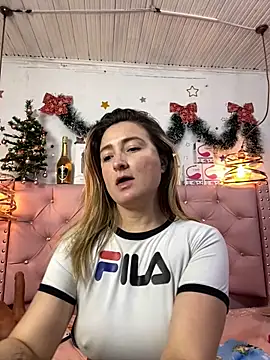 antonella87 online show from December 11, 2024, 10:49 pm