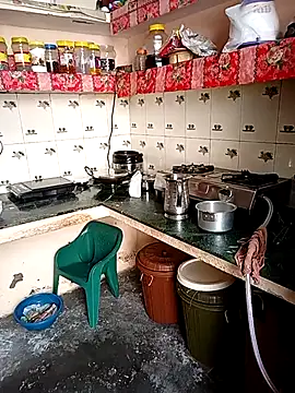 reemacouple007 online show from September 26, 2025, 6:50 am