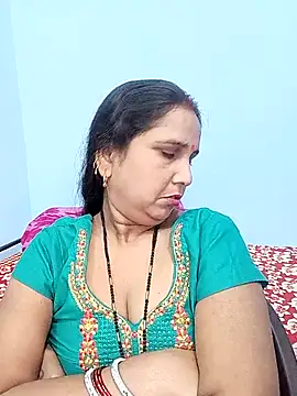 reemacouple007 online show from November 2, 2025, 8:06 am