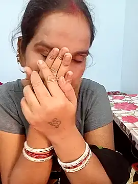 reemacouple007 online show from November 8, 2025, 7:52 am