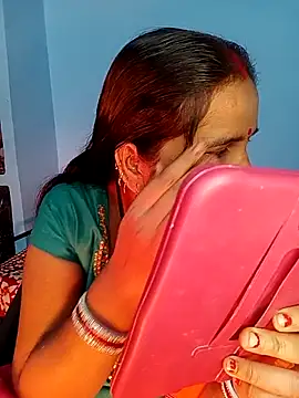 reemacouple007 online show from November 14, 2025, 5:33 pm