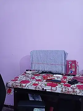 Snapshot of reemacouple007 chatting on June 26, 2026, 7:02 am reemacouple007 online show from June 26, 2026, 7:02 am