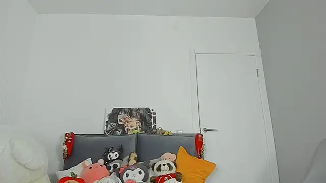 dolly ll online show from February 7, 2025, 4:35 pm