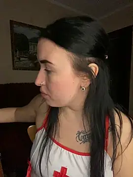 Roxana Bell online show from March 11, 2026, 7:42 pm