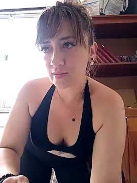 tata laima   online show from February 2, 2025, 4:11 pm