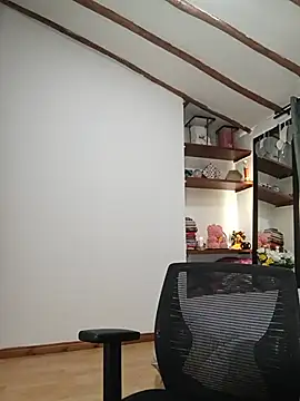 Snapshot of tata_laima__ chatting on July 10, 2026, 1:58 pm tata laima online show from July 10, 2026, 1:58 pm