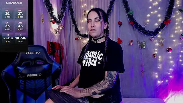 BLACKTSUKI7  online show from January 5, 2025, 11:55 pm