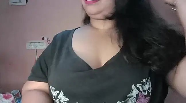 Ravina patil1 online show from January 17, 2025, 9:50 pm