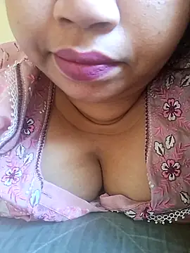 Ravina patil1 online show from February 25, 2026, 8:46 am