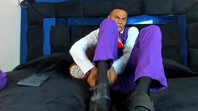 Snapshot of TysonWalkers chatting on October 11, 2025, 9:13 pm TysonWalkers online show from October 11, 2025, 9:13 pm