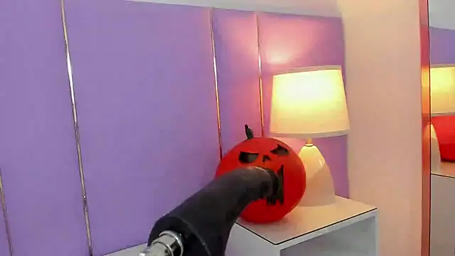 SophyRuiz  online show from October 11, 2025, 11:53 am